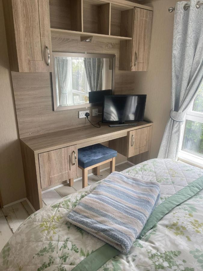 Fern Lodge With Hot Tub Stonham Aspall Zewnętrze zdjęcie